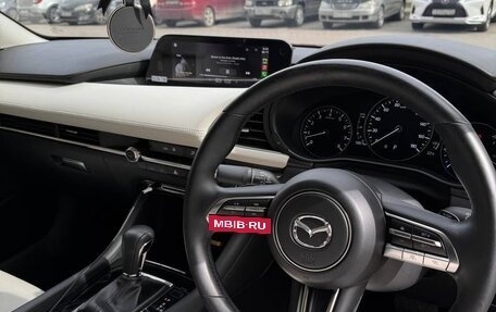 Mazda 3, 2020 год, 2 100 000 рублей, 9 фотография