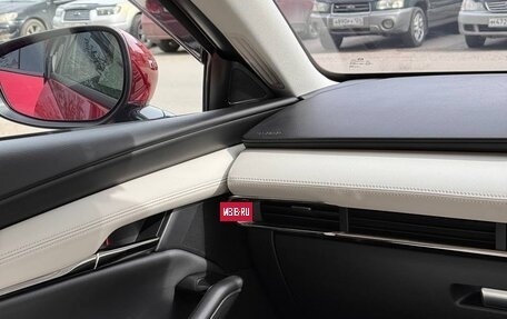 Mazda 3, 2020 год, 2 100 000 рублей, 12 фотография