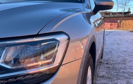 Volkswagen Tiguan II, 2020 год, 2 350 000 рублей, 8 фотография