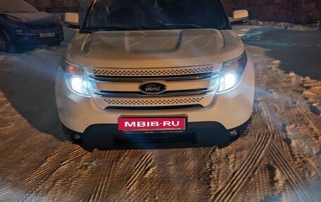 Ford Explorer VI, 2013 год, 2 099 000 рублей, 16 фотография