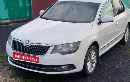 Skoda Superb III рестайлинг, 2013 год, 1 160 000 рублей, 1 фотография