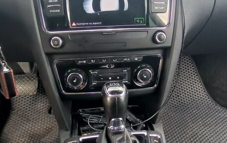 Skoda Superb III рестайлинг, 2013 год, 1 160 000 рублей, 9 фотография