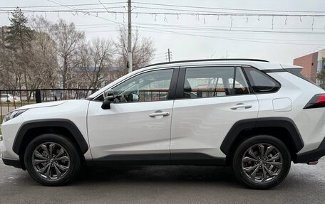 Toyota RAV4, 2025 год, 4 250 000 рублей, 2 фотография