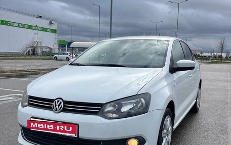 Volkswagen Polo VI (EU Market), 2015 год, 880 000 рублей, 12 фотография