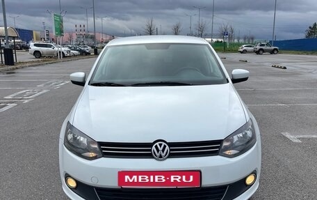 Volkswagen Polo VI (EU Market), 2015 год, 880 000 рублей, 3 фотография