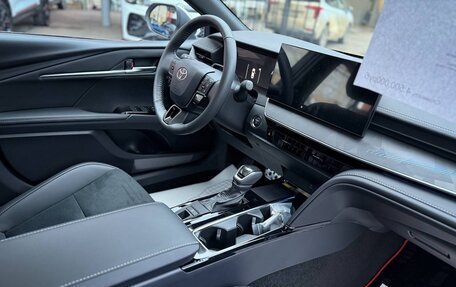 Toyota Camry, 2025 год, 4 500 000 рублей, 13 фотография