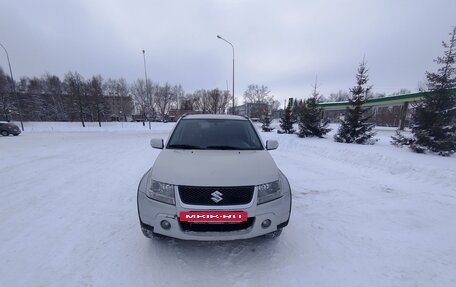 Suzuki Grand Vitara, 2011 год, 900 000 рублей, 3 фотография