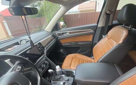 Volkswagen Teramont I, 2018 год, 2 800 000 рублей, 4 фотография