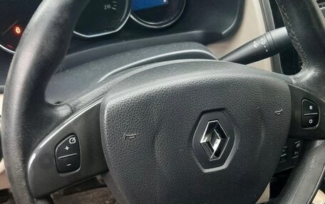 Renault Logan II, 2016 год, 675 000 рублей, 9 фотография