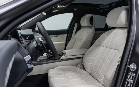 BMW 7 серия, 2025 год, 18 990 000 рублей, 21 фотография