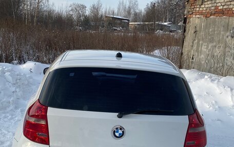 BMW 1 серия, 2010 год, 950 000 рублей, 4 фотография