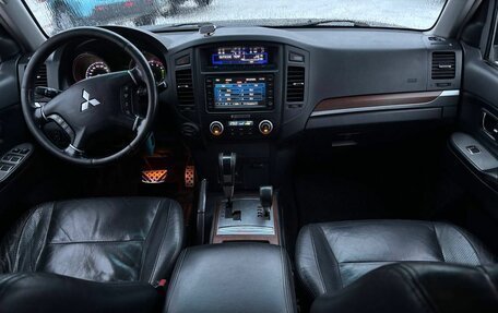 Mitsubishi Pajero IV, 2007 год, 1 250 000 рублей, 16 фотография