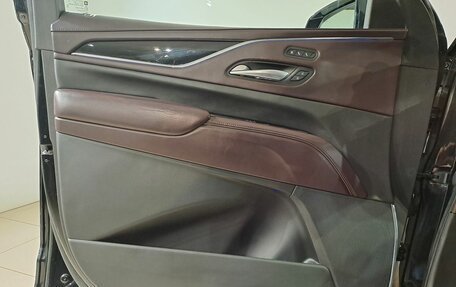 Cadillac Escalade V, 2021 год, 8 499 000 рублей, 22 фотография