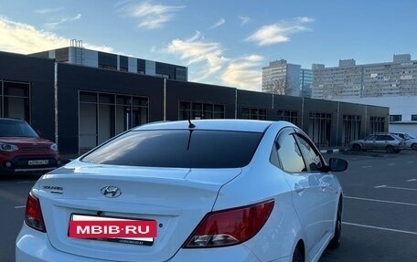 Hyundai Solaris II рестайлинг, 2016 год, 880 000 рублей, 4 фотография