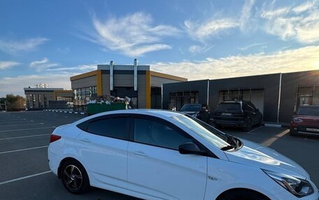 Hyundai Solaris II рестайлинг, 2016 год, 880 000 рублей, 6 фотография