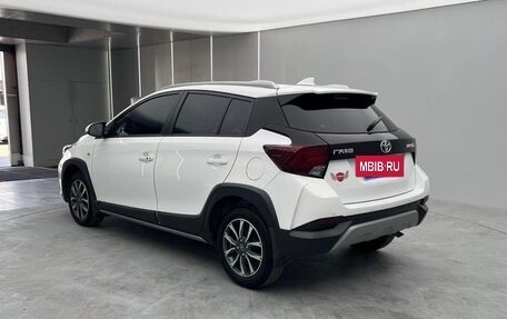 Toyota Yaris XP150 рестайлинг, 2022 год, 970 000 рублей, 5 фотография