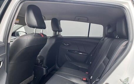 Toyota Yaris XP150 рестайлинг, 2022 год, 970 000 рублей, 14 фотография