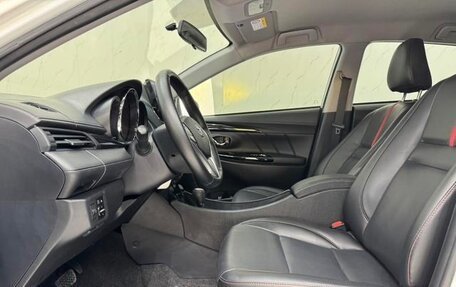 Toyota Yaris XP150 рестайлинг, 2022 год, 980 000 рублей, 8 фотография