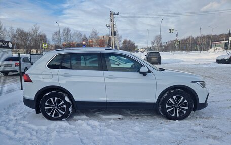 Volkswagen Tiguan II, 2021 год, 3 650 000 рублей, 4 фотография