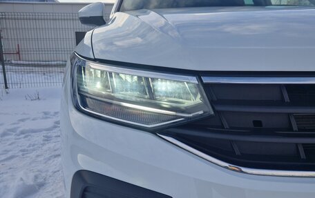 Volkswagen Tiguan II, 2021 год, 3 650 000 рублей, 8 фотография