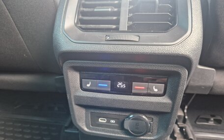 Volkswagen Tiguan II, 2021 год, 3 650 000 рублей, 18 фотография