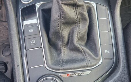 Volkswagen Tiguan II, 2021 год, 3 650 000 рублей, 21 фотография