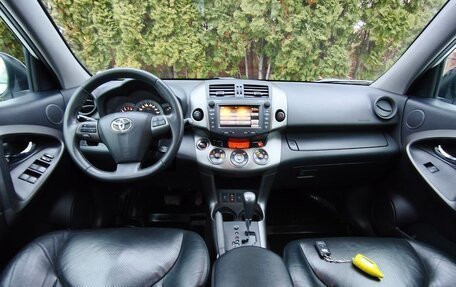 Toyota RAV4, 2011 год, 1 760 000 рублей, 19 фотография