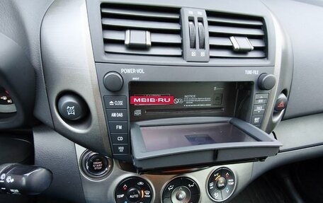 Toyota RAV4, 2011 год, 1 760 000 рублей, 24 фотография