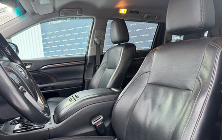 Toyota Highlander III, 2014 год, 2 599 000 рублей, 11 фотография