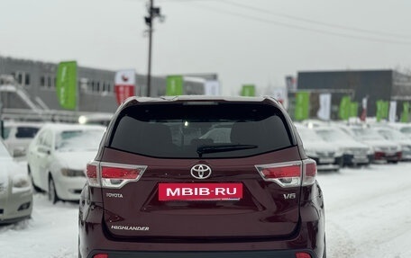 Toyota Highlander III, 2014 год, 2 599 000 рублей, 6 фотография