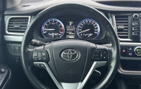 Toyota Highlander III, 2014 год, 2 599 000 рублей, 19 фотография