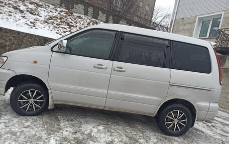 Toyota Town Ace III, 1998 год, 750 000 рублей, 2 фотография