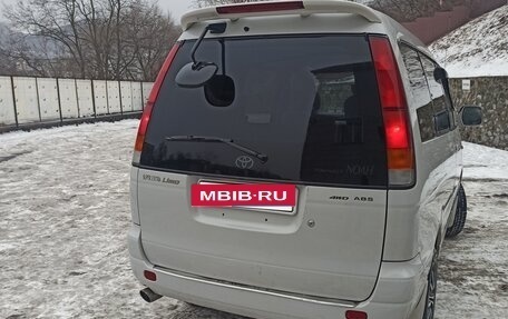 Toyota Town Ace III, 1998 год, 750 000 рублей, 3 фотография