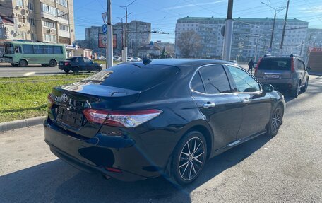 Toyota Camry, 2018 год, 2 350 000 рублей, 3 фотография