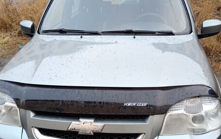 Chevrolet Niva I рестайлинг, 2016 год, 650 000 рублей, 2 фотография