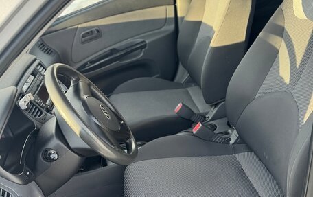 KIA Rio II, 2011 год, 700 000 рублей, 11 фотография