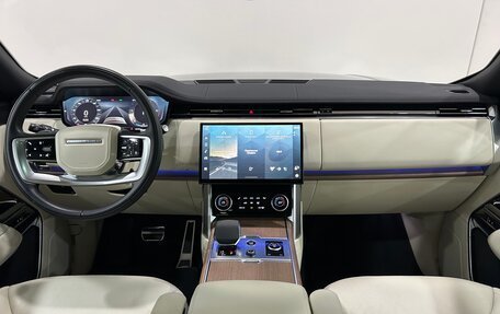 Land Rover Range Rover IV рестайлинг, 2023 год, 17 490 000 рублей, 12 фотография