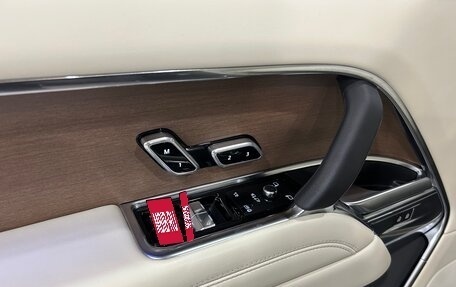 Land Rover Range Rover IV рестайлинг, 2023 год, 17 490 000 рублей, 9 фотография