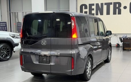 Honda Stepwgn IV, 2018 год, 1 870 000 рублей, 5 фотография