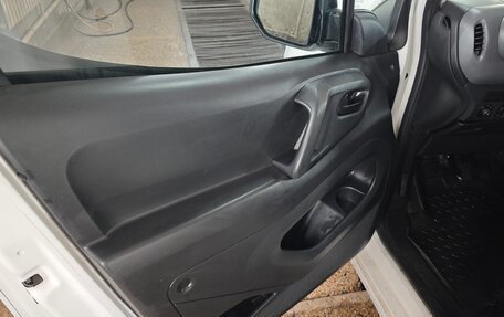 Citroen Berlingo II рестайлинг, 2011 год, 399 000 рублей, 11 фотография