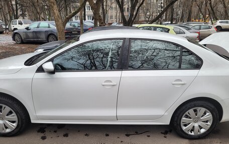 Volkswagen Jetta VI, 2013 год, 1 340 000 рублей, 4 фотография