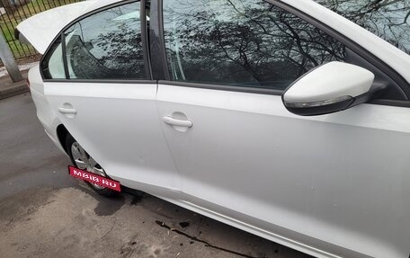 Volkswagen Jetta VI, 2013 год, 1 340 000 рублей, 3 фотография