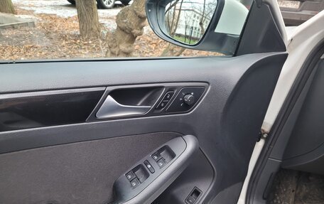 Volkswagen Jetta VI, 2013 год, 1 340 000 рублей, 15 фотография