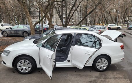 Volkswagen Jetta VI, 2013 год, 1 340 000 рублей, 9 фотография