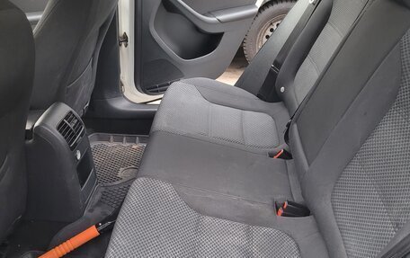 Volkswagen Jetta VI, 2013 год, 1 340 000 рублей, 13 фотография