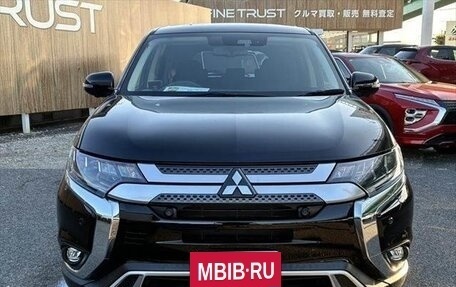 Mitsubishi Outlander III рестайлинг 3, 2021 год, 1 650 222 рублей, 2 фотография