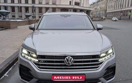 Volkswagen Touareg III, 2018 год, 5 350 000 рублей, 3 фотография