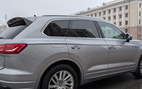 Volkswagen Touareg III, 2018 год, 5 350 000 рублей, 6 фотография