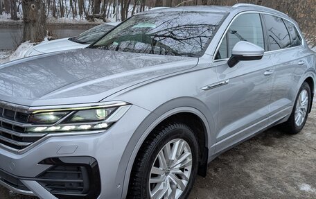 Volkswagen Touareg III, 2018 год, 5 350 000 рублей, 10 фотография