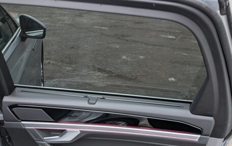 Volkswagen Touareg III, 2018 год, 5 350 000 рублей, 18 фотография